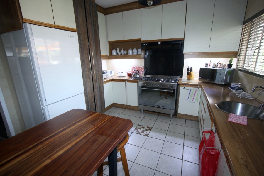7 Bedroom Property for Sale in Jim Fouchepark Free State